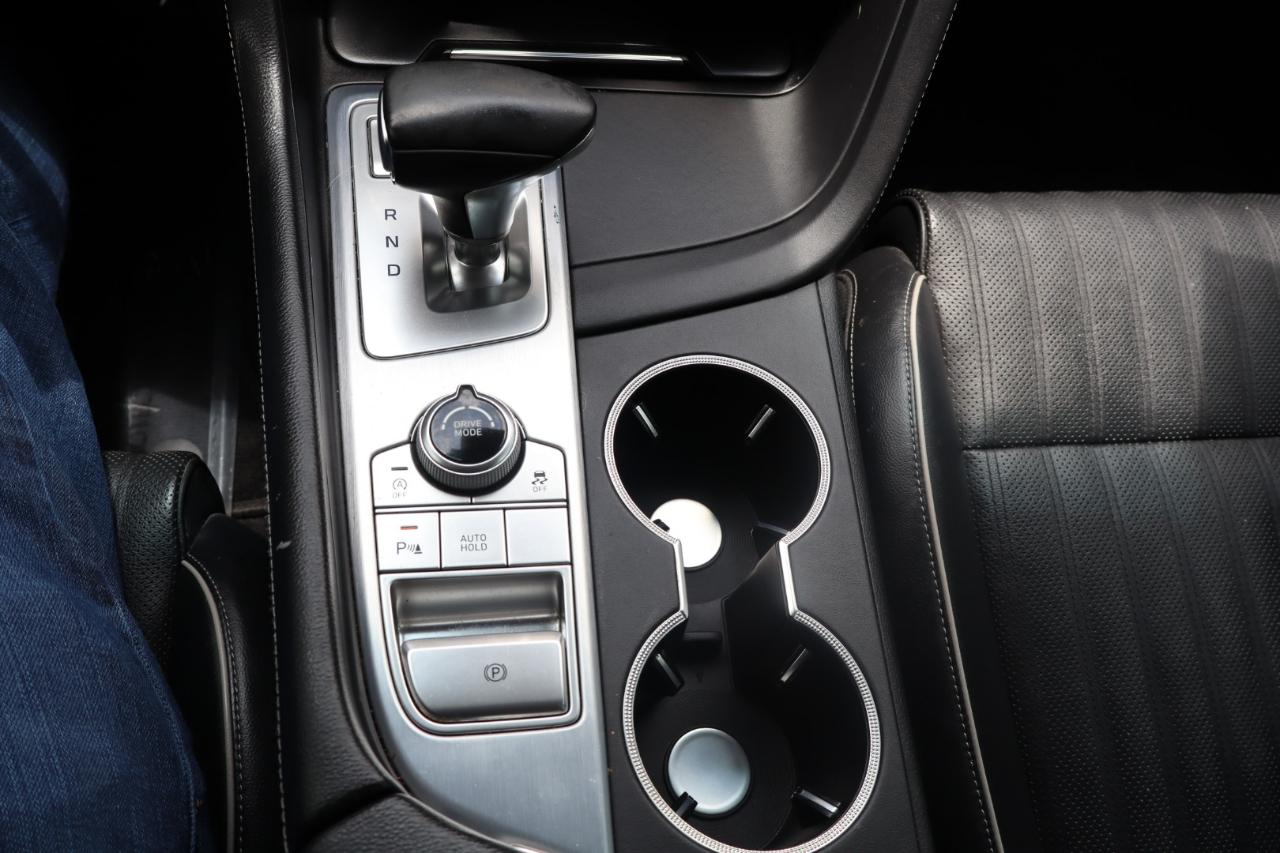 Genesis G70 2.0T AWD 2020