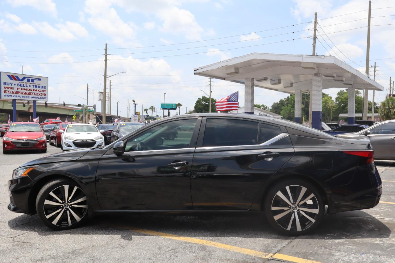 Nissan Altima 2.5 SR Sedan 2021