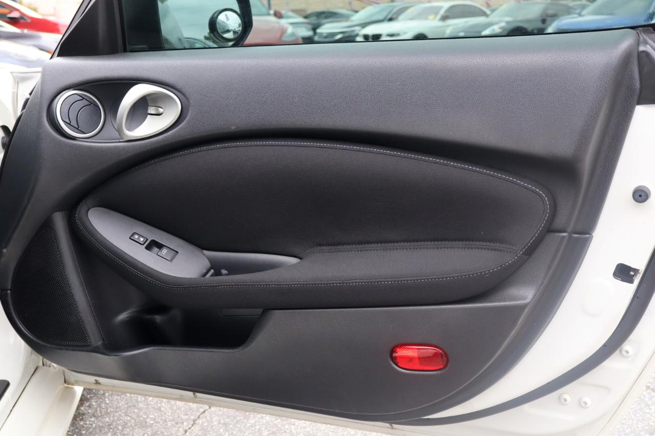 Nissan 370Z 2dr Cpe Manual 2014