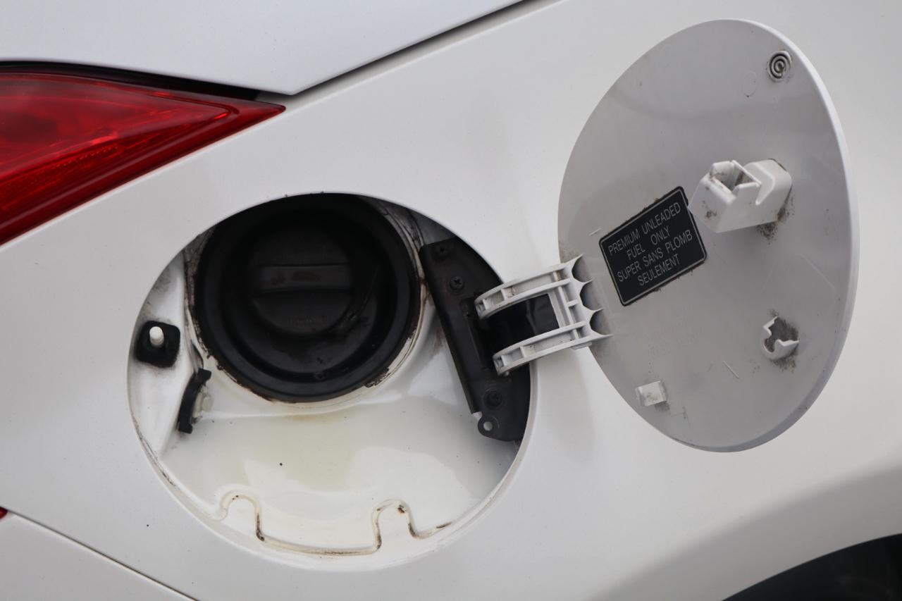 Nissan 370Z 2dr Cpe Manual 2014