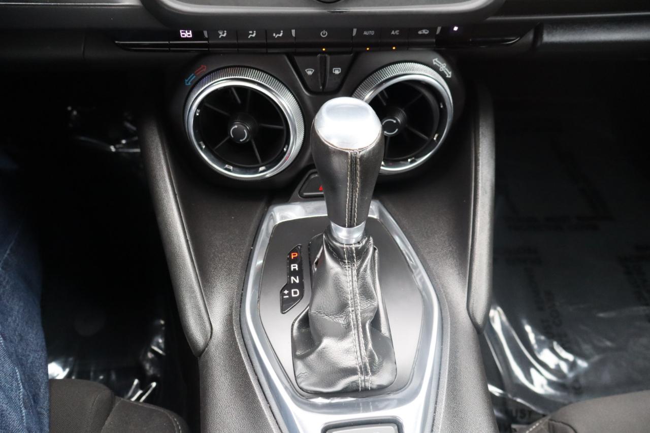 Chevrolet Camaro 2dr Cpe 1LT 2017