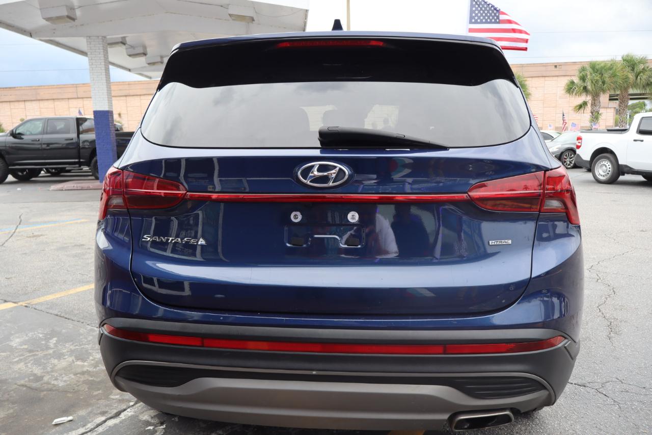 Hyundai Santa Fe SE AWD 2021