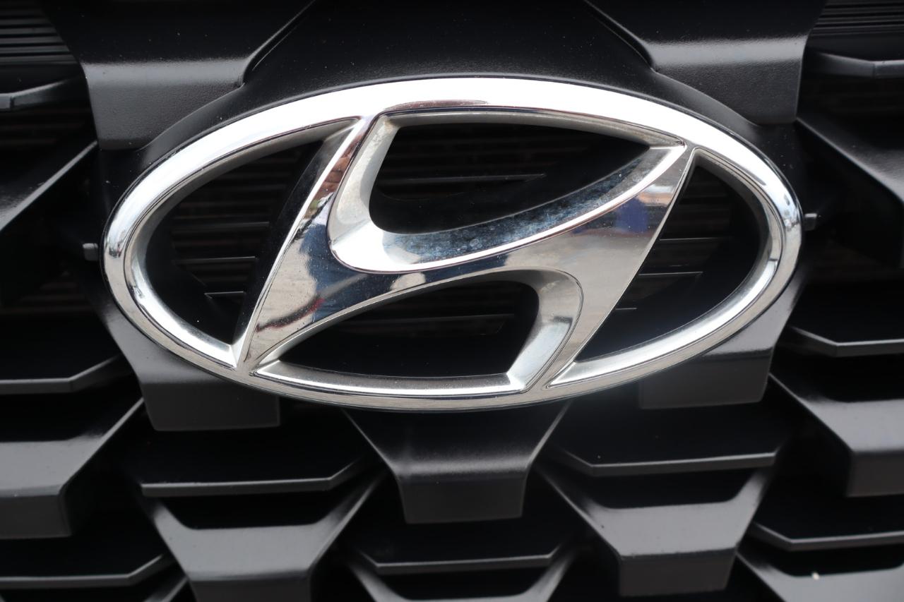 Hyundai Santa Fe SE AWD 2021