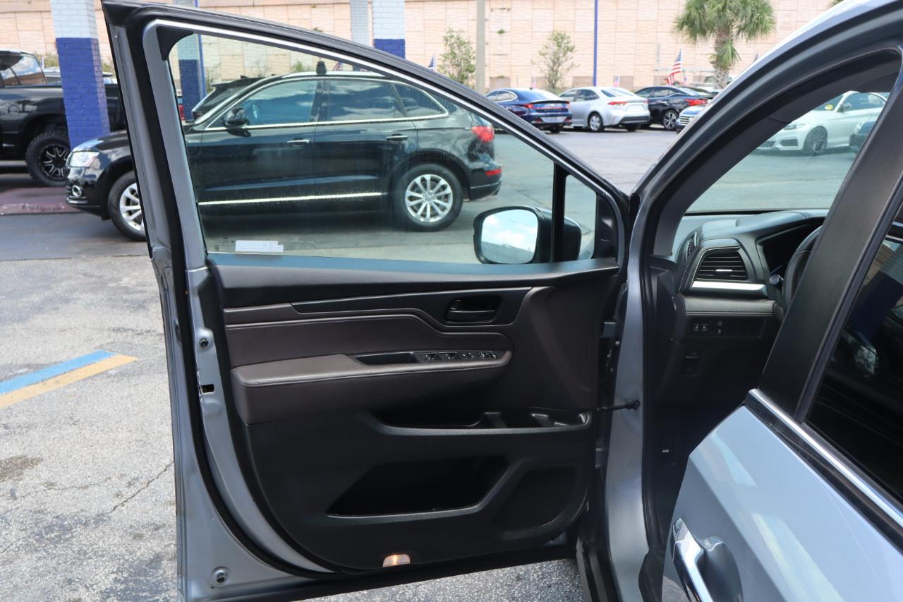 Honda Odyssey EX Auto 2021