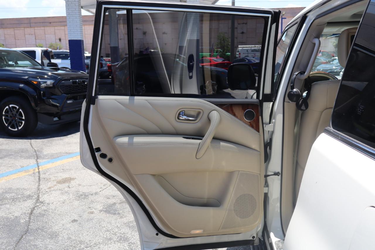 Infiniti QX80 4WD 4dr 2016