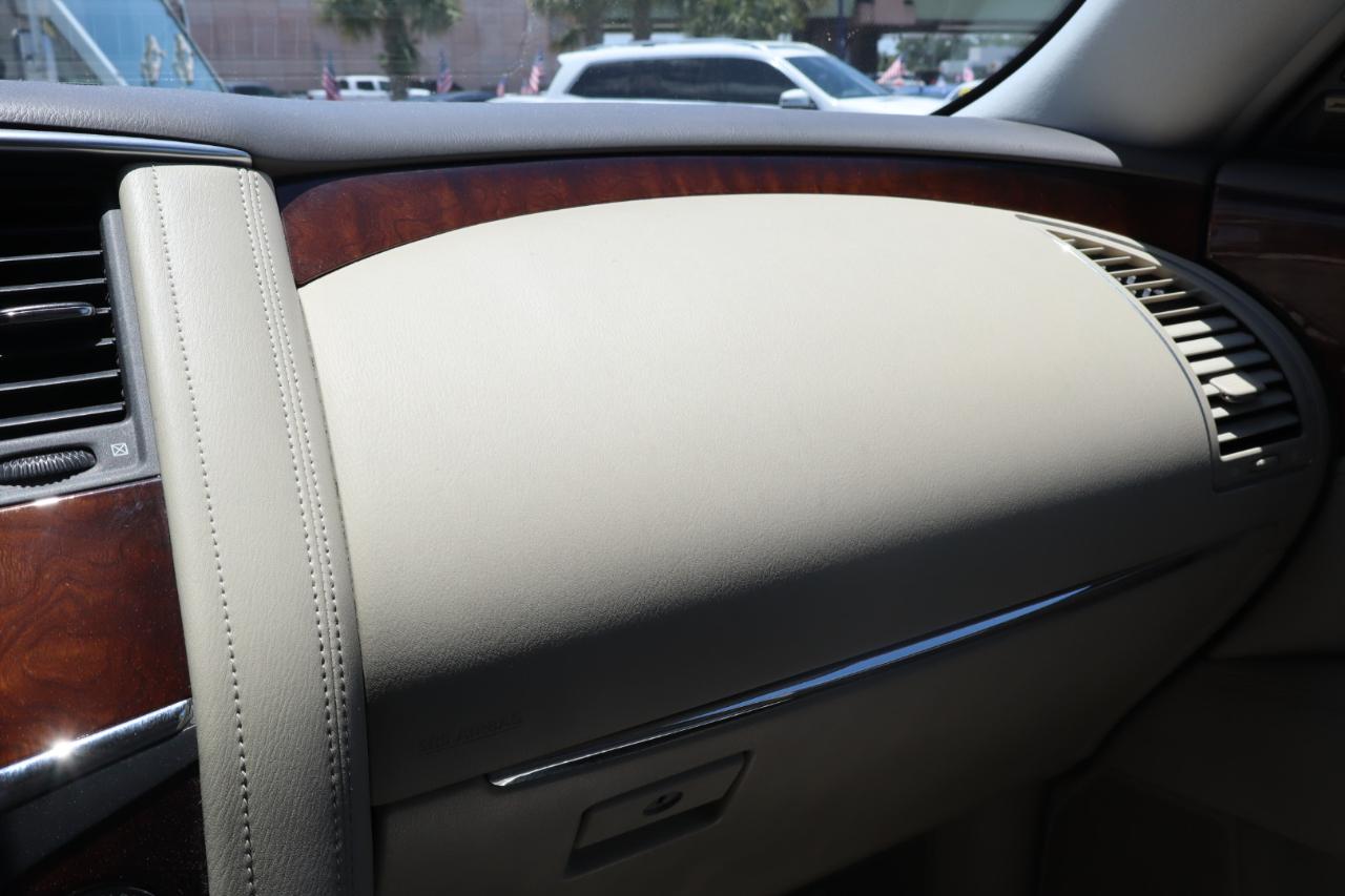 Infiniti QX80 4WD 4dr 2016