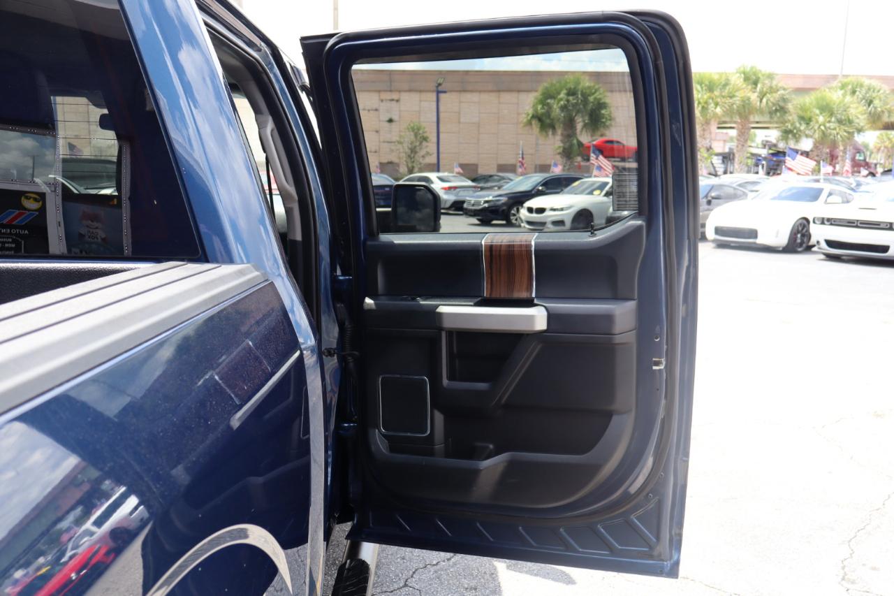 Ford F-150 2WD SuperCrew 157" Lariat 2016