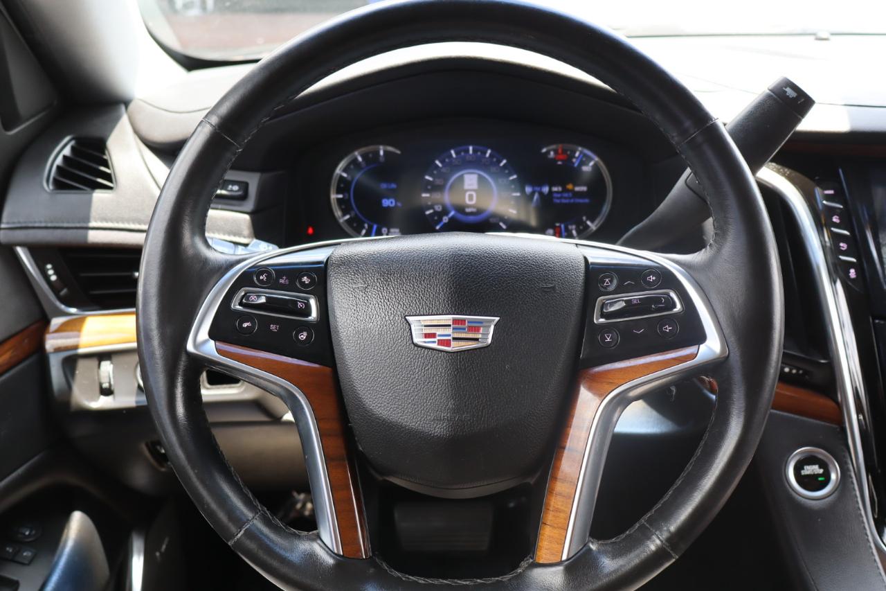 Cadillac Escalade ESV 2WD 4dr Premium Luxury 2017