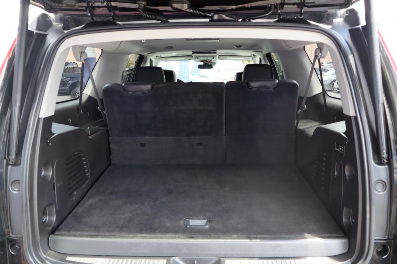 Cadillac Escalade ESV 2WD 4dr Premium Luxury 2017