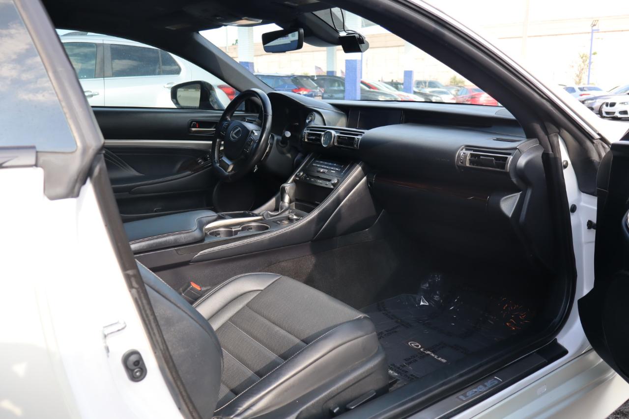 Lexus RC RC 300 RWD 2020