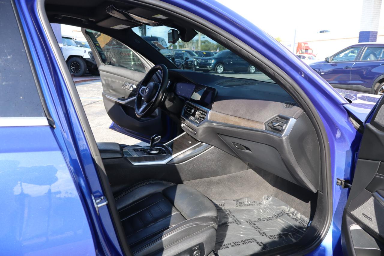 BMW 3 Series 330i Sedan 2019