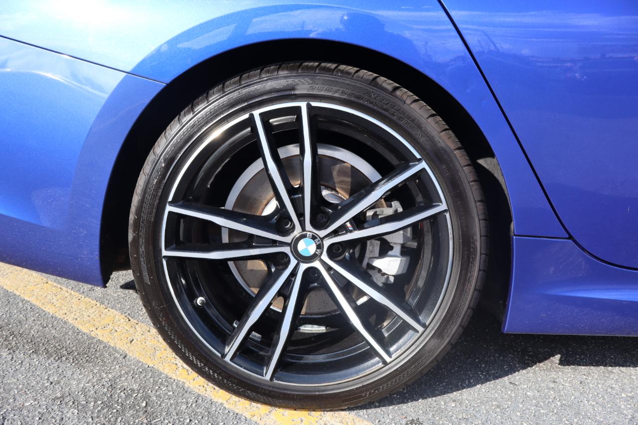 BMW 3 Series 330i Sedan 2019