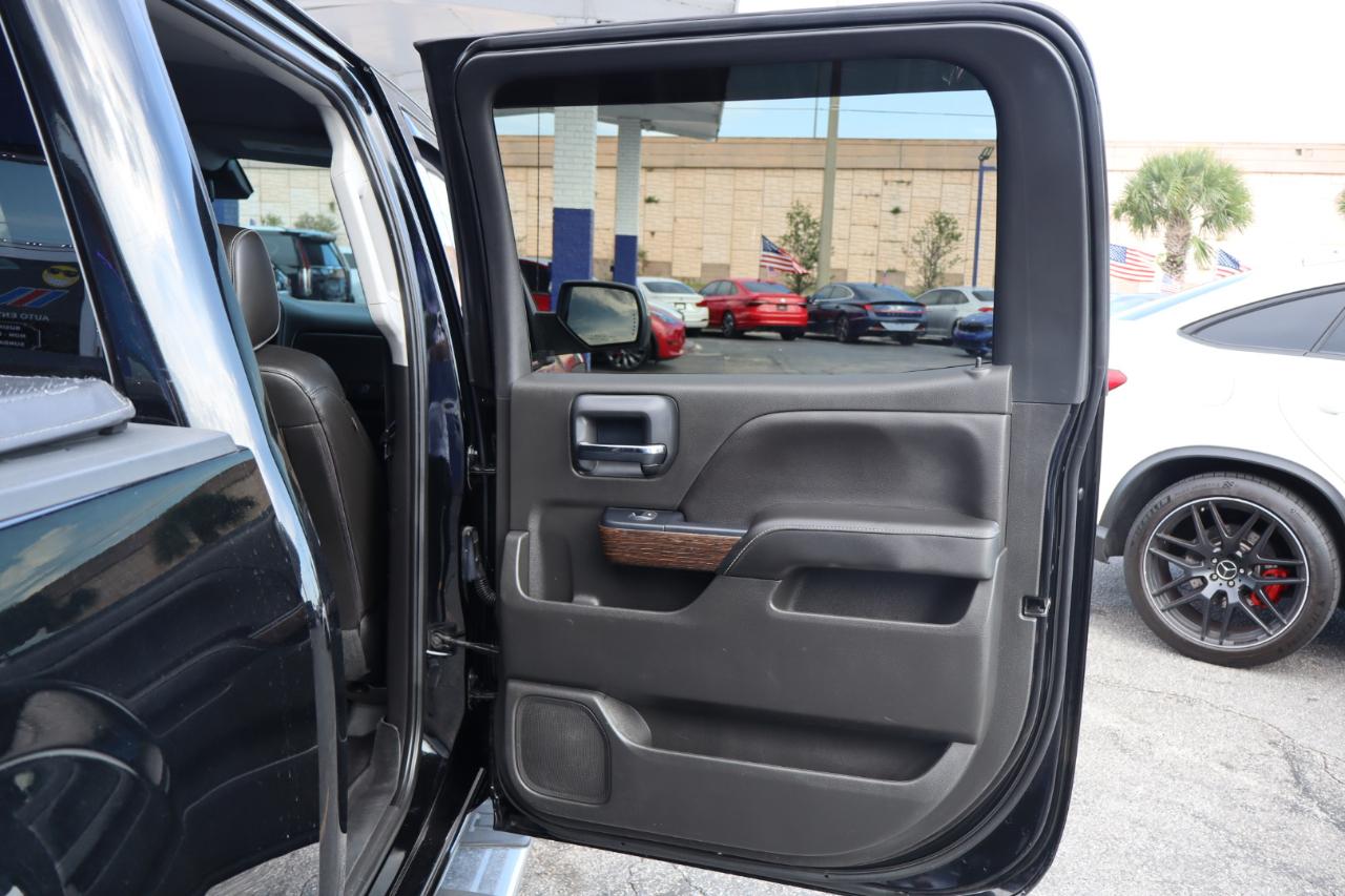 GMC Sierra 1500 2WD Crew Cab 143.5" Denali 2017
