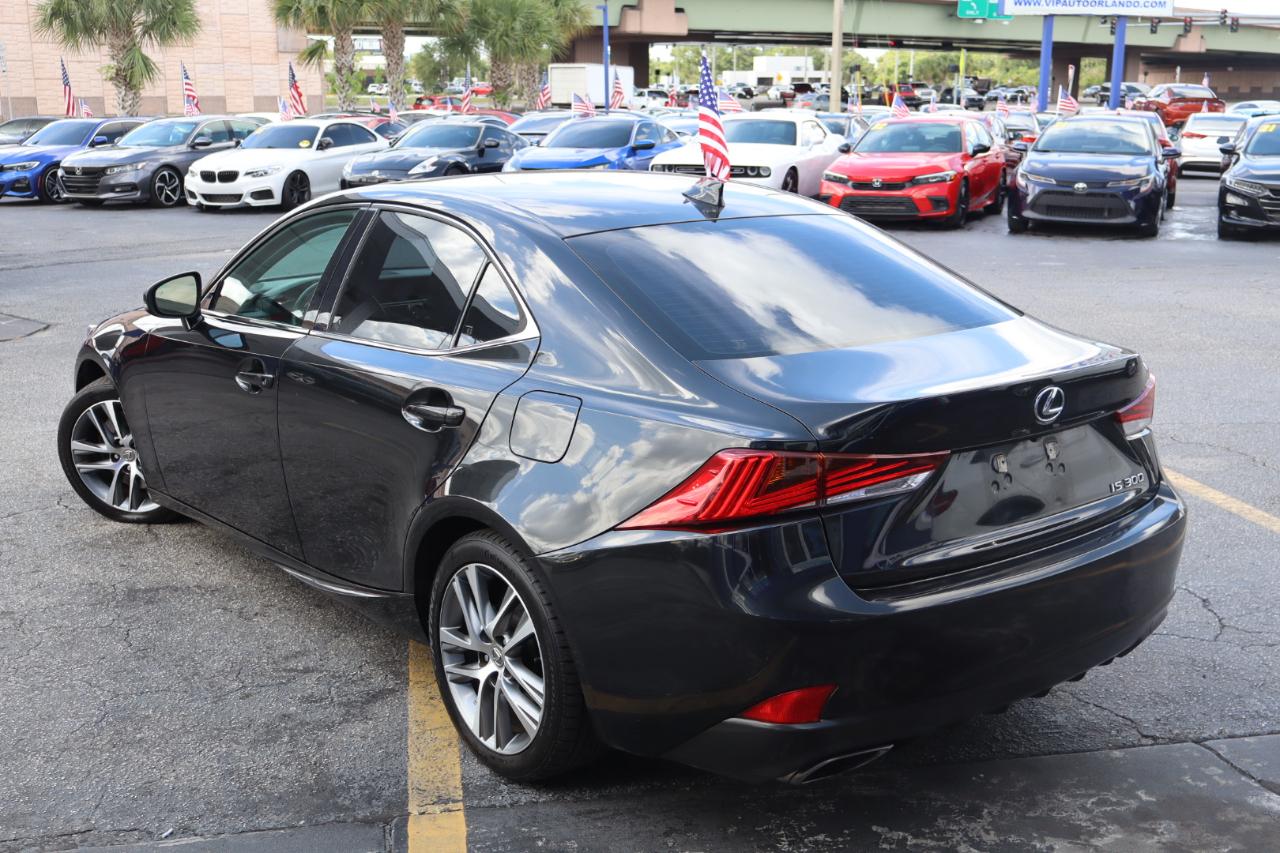 Lexus IS IS 300 RWD 2019