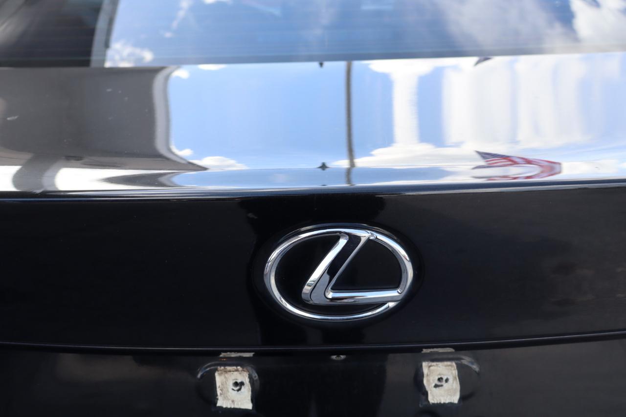 Lexus IS IS 300 RWD 2019