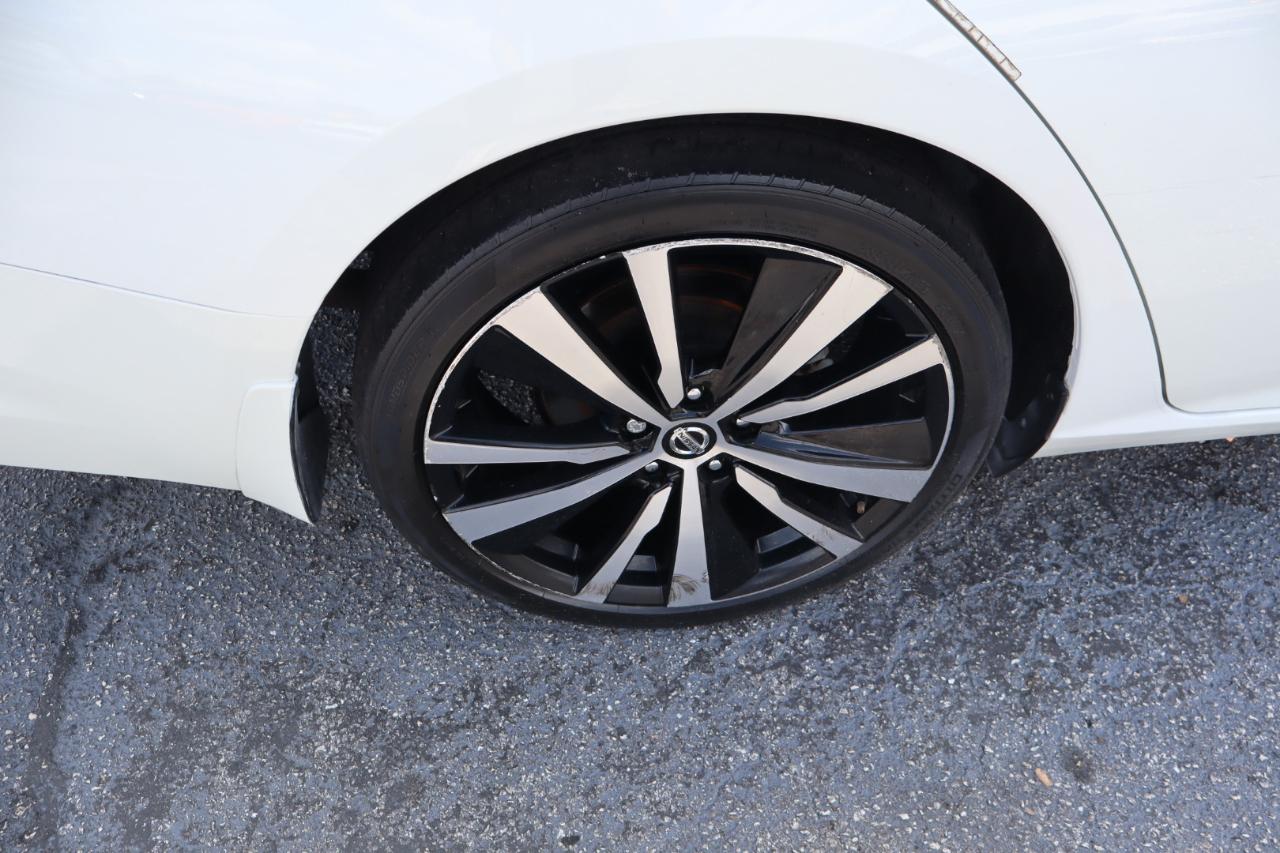 Nissan Altima 2.5 SR Sedan 2020