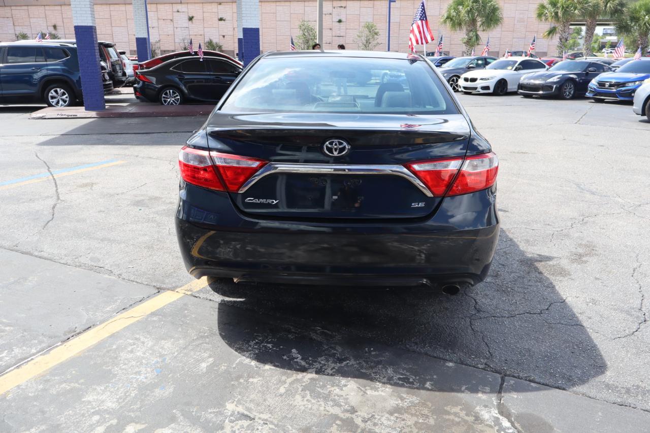 Toyota Camry 4dr Sdn I4 Auto SE w/Special Edition Pkg (Natl) 2016