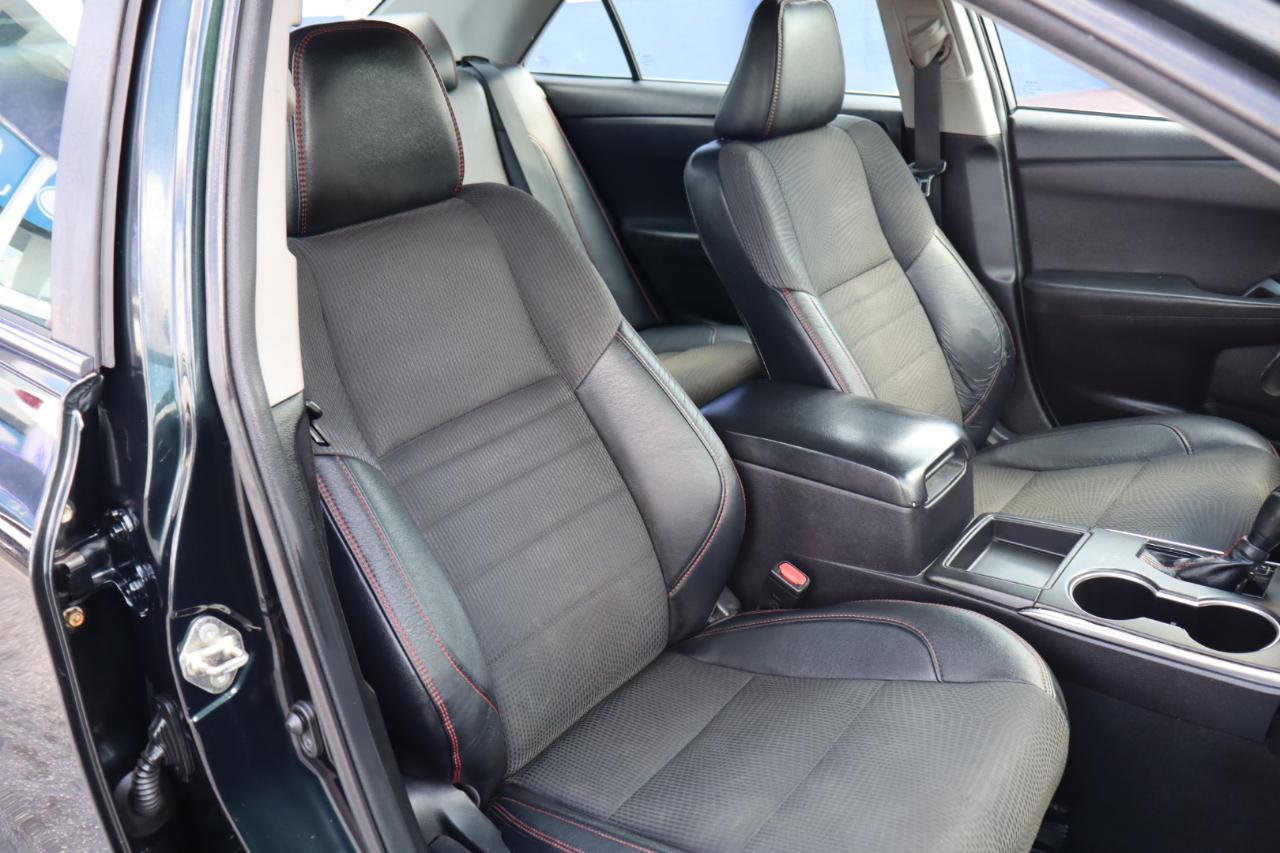Toyota Camry 4dr Sdn I4 Auto SE w/Special Edition Pkg (Natl) 2016