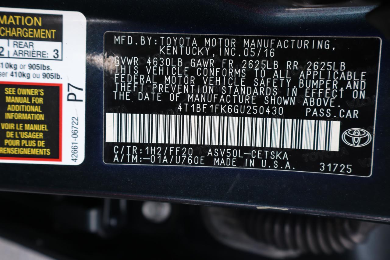 Toyota Camry 4dr Sdn I4 Auto SE w/Special Edition Pkg (Natl) 2016