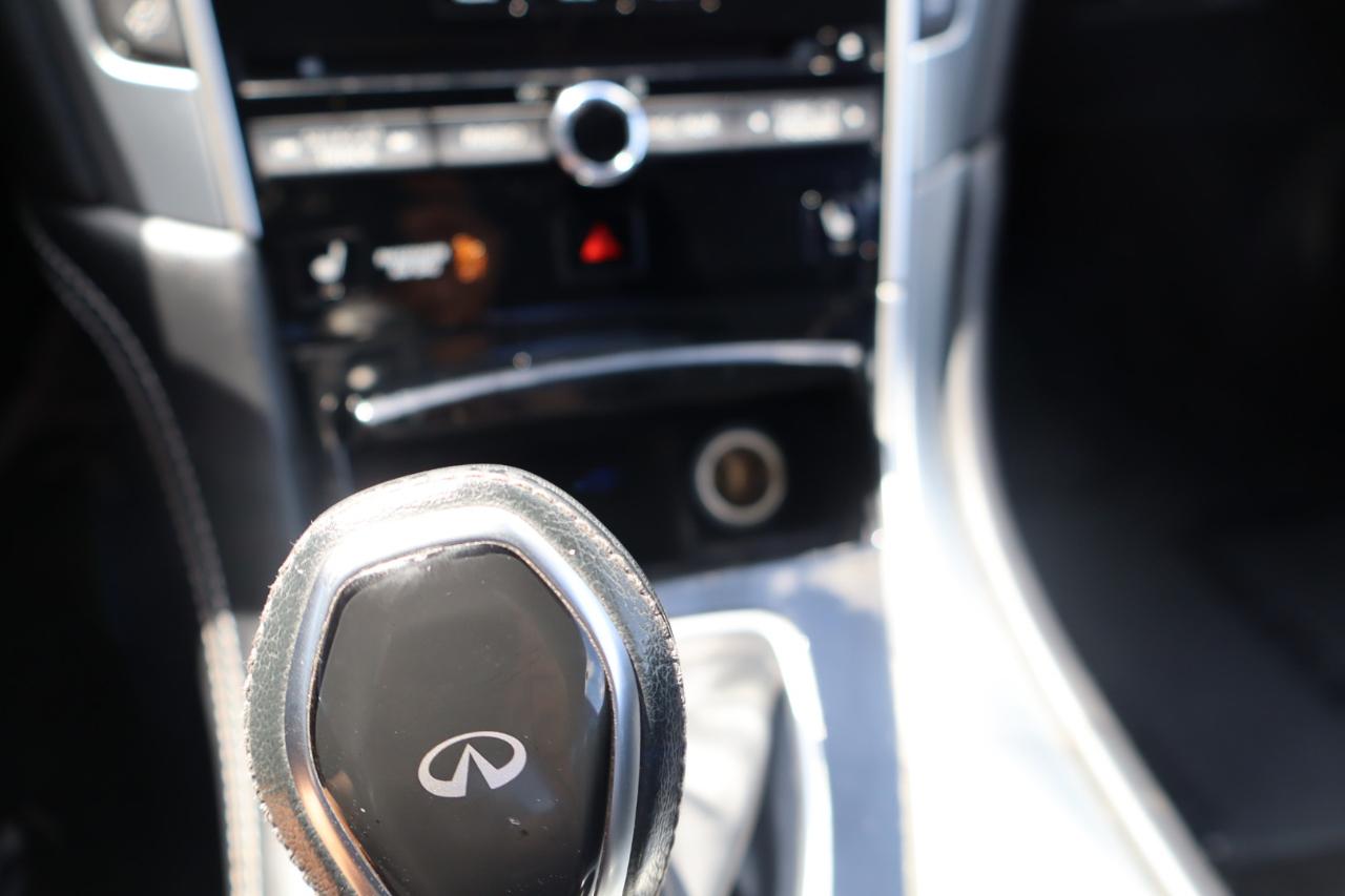 Infiniti Q60 3.0t Premium RWD 2017