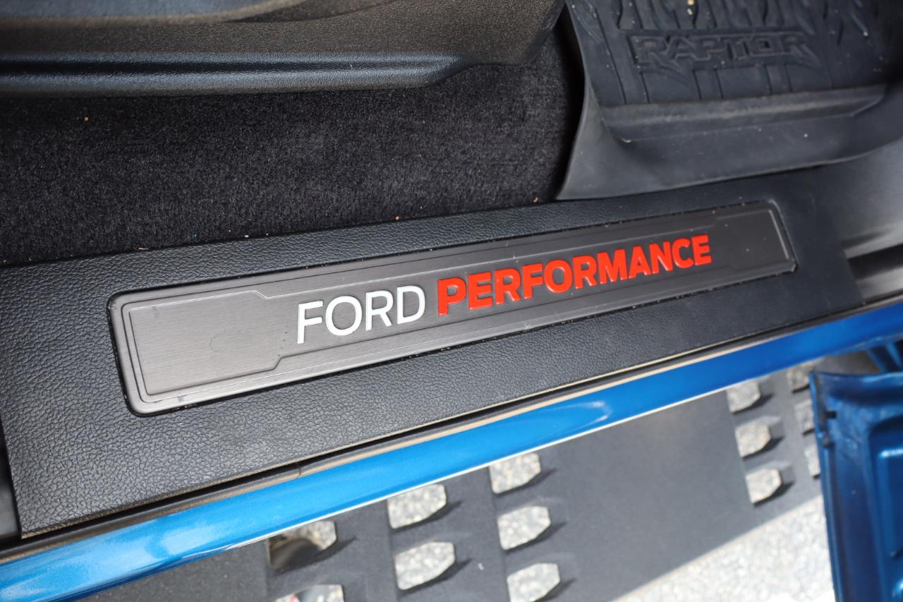 Ford F-150 Raptor 4WD SuperCrew 5.5' Box 2017