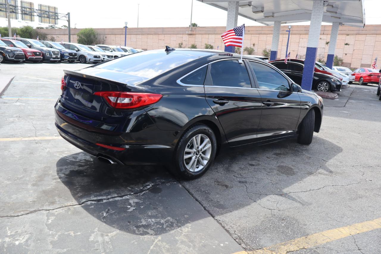 Hyundai Sonata 4dr Sdn 2.4L SE 2016