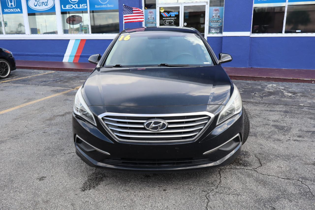 Hyundai Sonata 4dr Sdn 2.4L SE 2016
