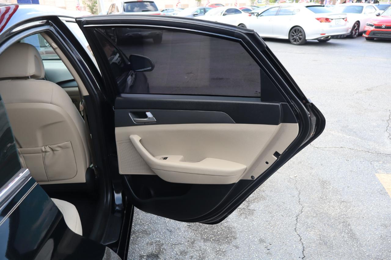 Hyundai Sonata 4dr Sdn 2.4L SE 2016