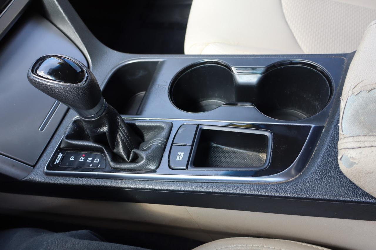 Hyundai Sonata 4dr Sdn 2.4L SE 2016
