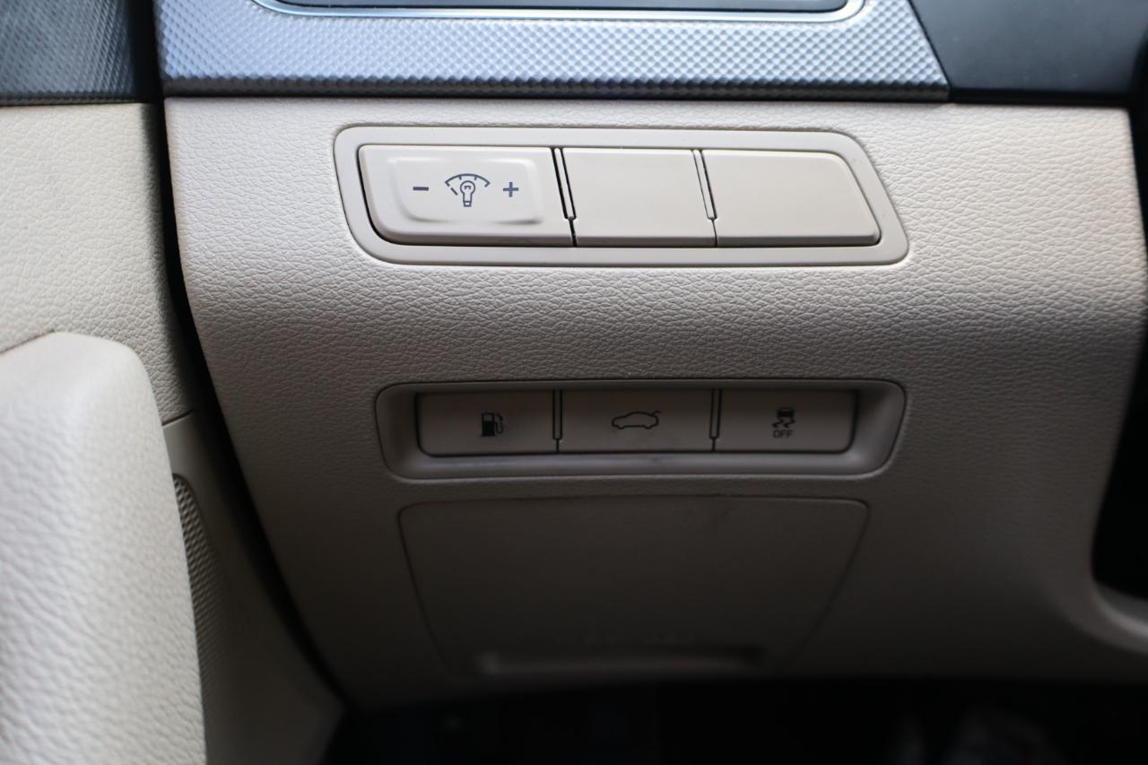 Hyundai Sonata 4dr Sdn 2.4L SE 2016