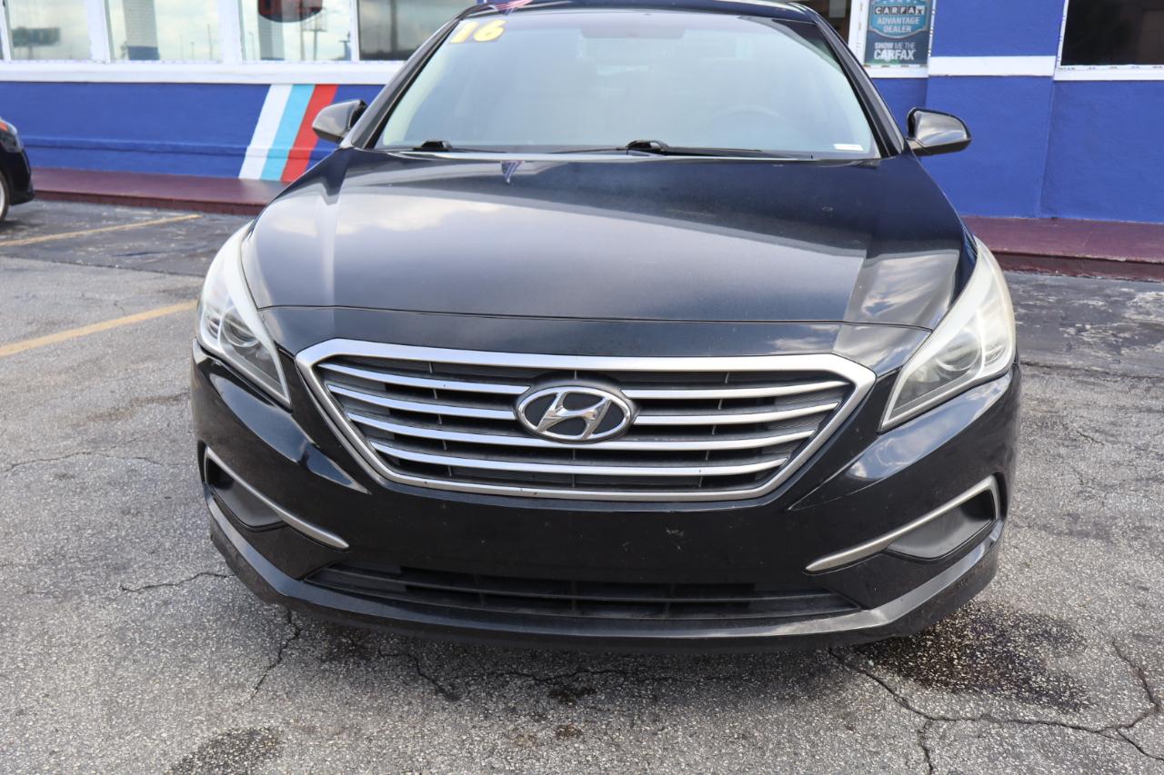 Hyundai Sonata 4dr Sdn 2.4L SE 2016
