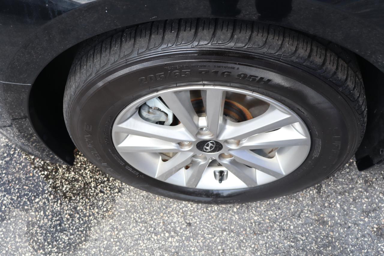 Hyundai Sonata 4dr Sdn 2.4L SE 2016