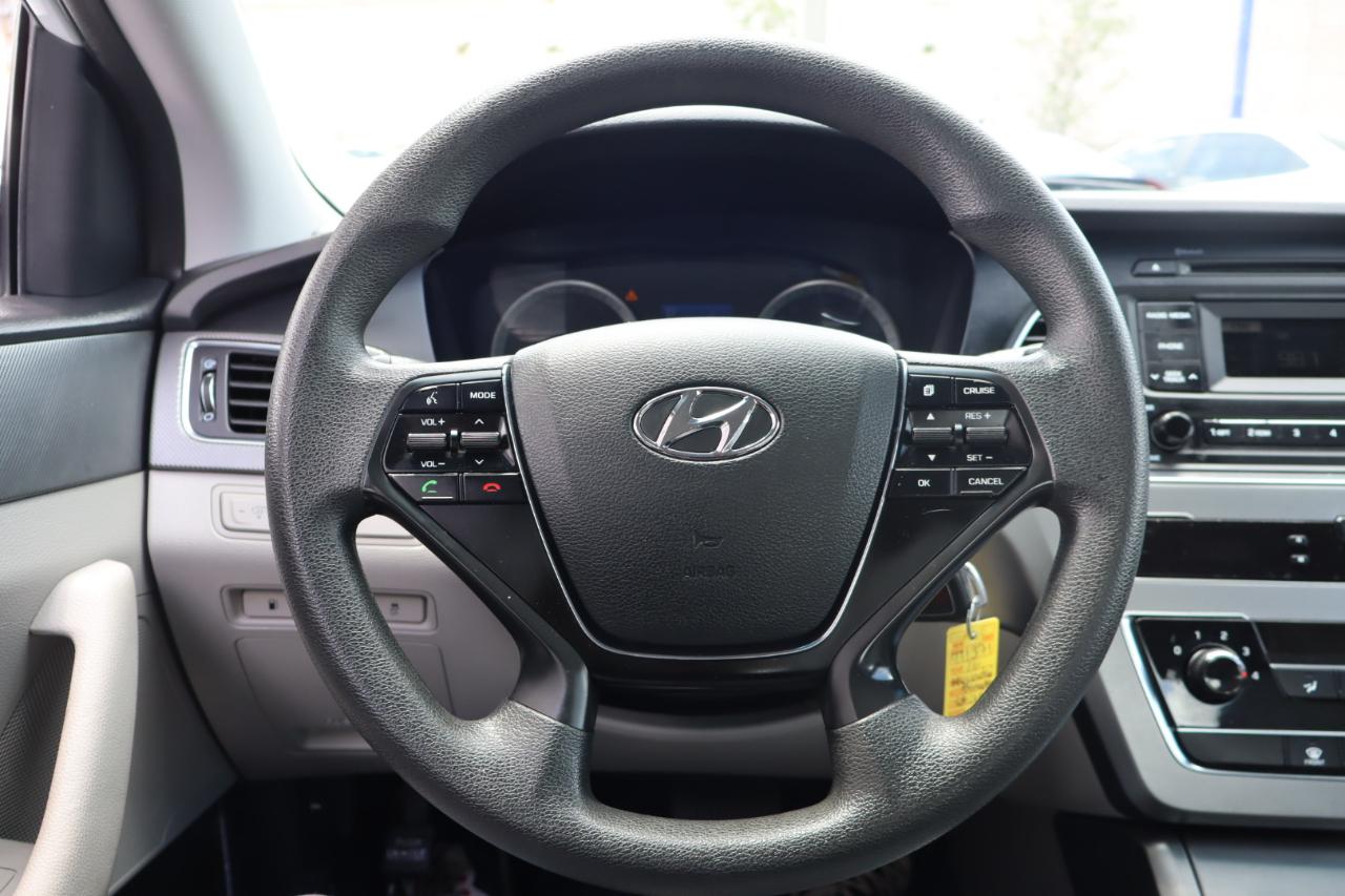 Hyundai Sonata 4dr Sdn 2.4L 2016