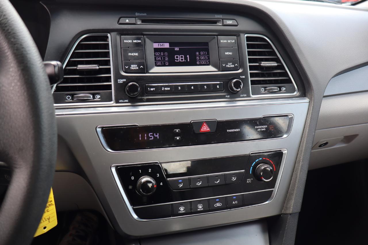 Hyundai Sonata 4dr Sdn 2.4L 2016