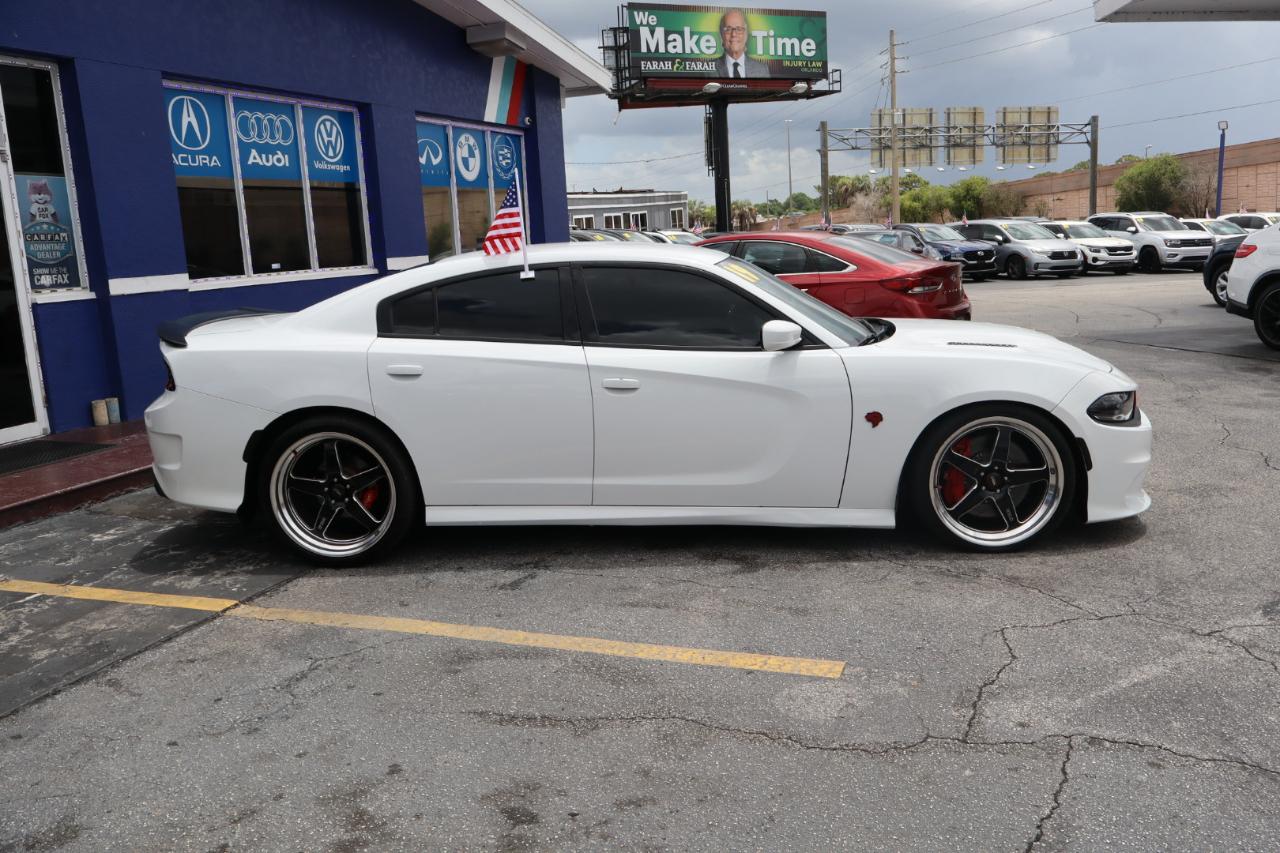 Dodge Charger SRT Hellcat RWD 2019