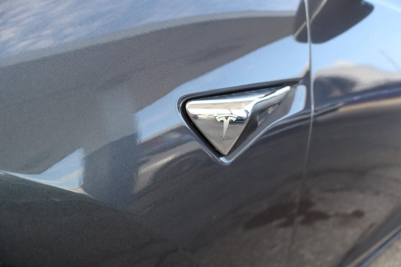Tesla Model 3 Long Range Battery RWD 2018