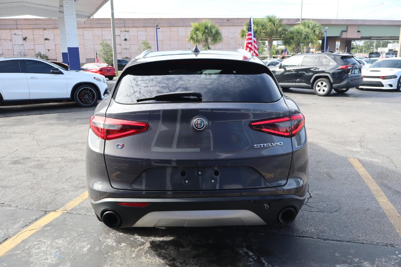 Alfa Romeo Stelvio AWD 2018