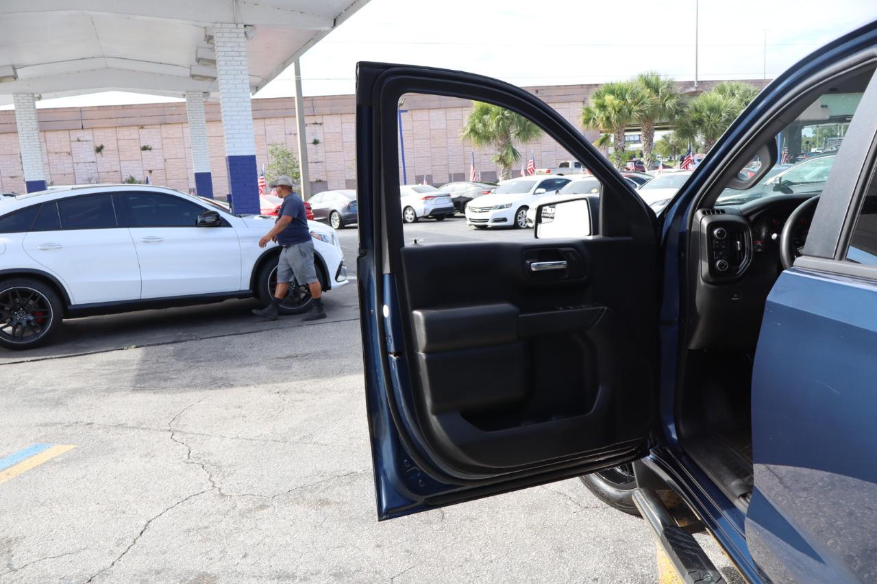Chevrolet Silverado 1500 4WD Crew Cab 147" Custom 2019