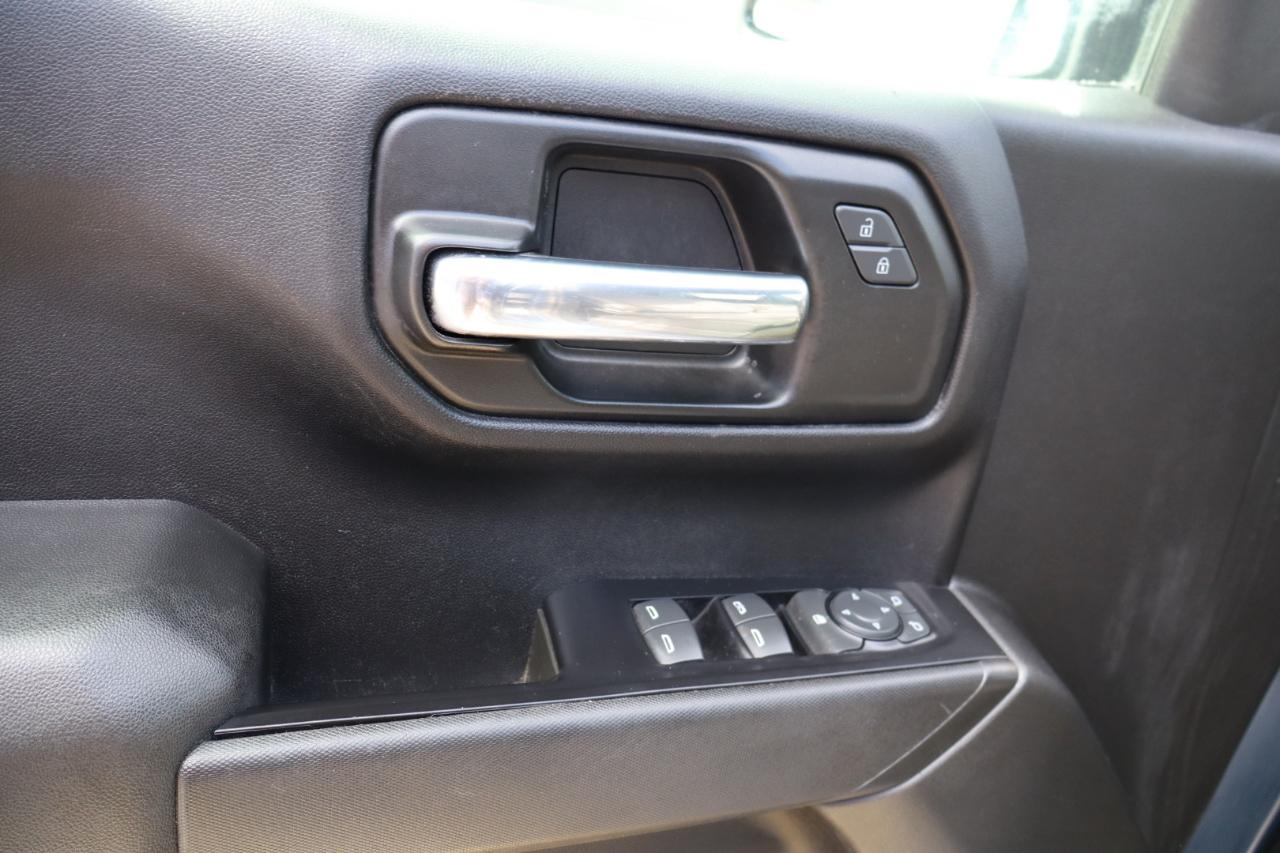 Chevrolet Silverado 1500 4WD Crew Cab 147" Custom 2019