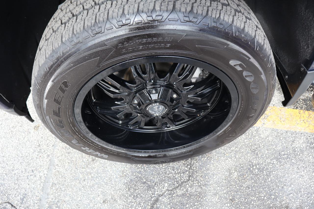 Chevrolet Silverado 1500 4WD Crew Cab 147" Custom 2019