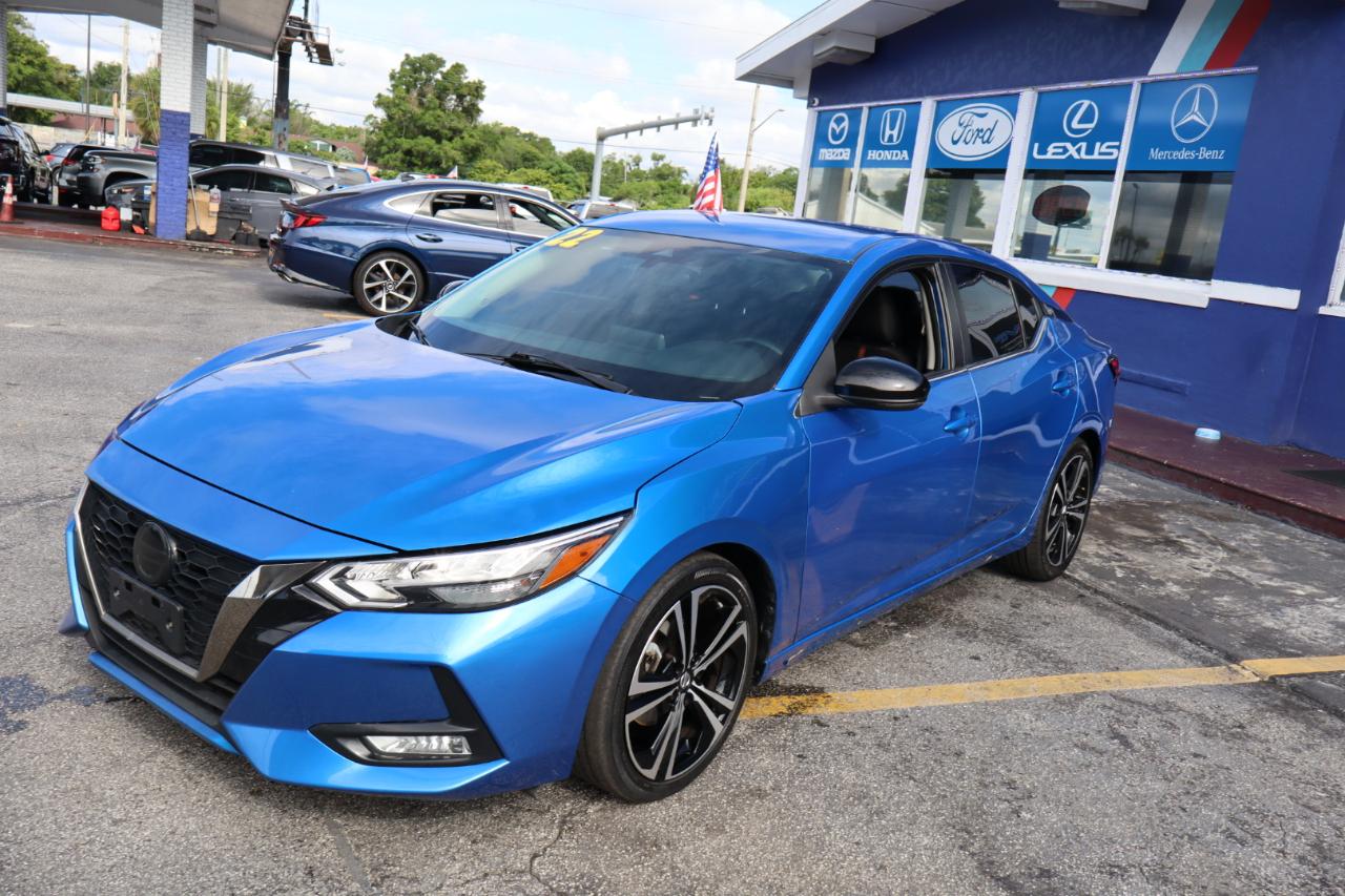 Nissan Sentra SR CVT 2022