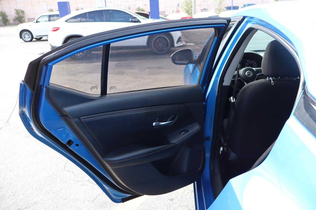 Nissan Sentra SR CVT 2022