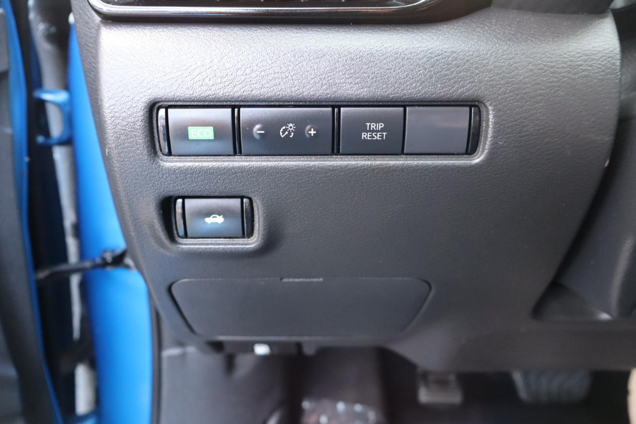 Nissan Sentra SR CVT 2022