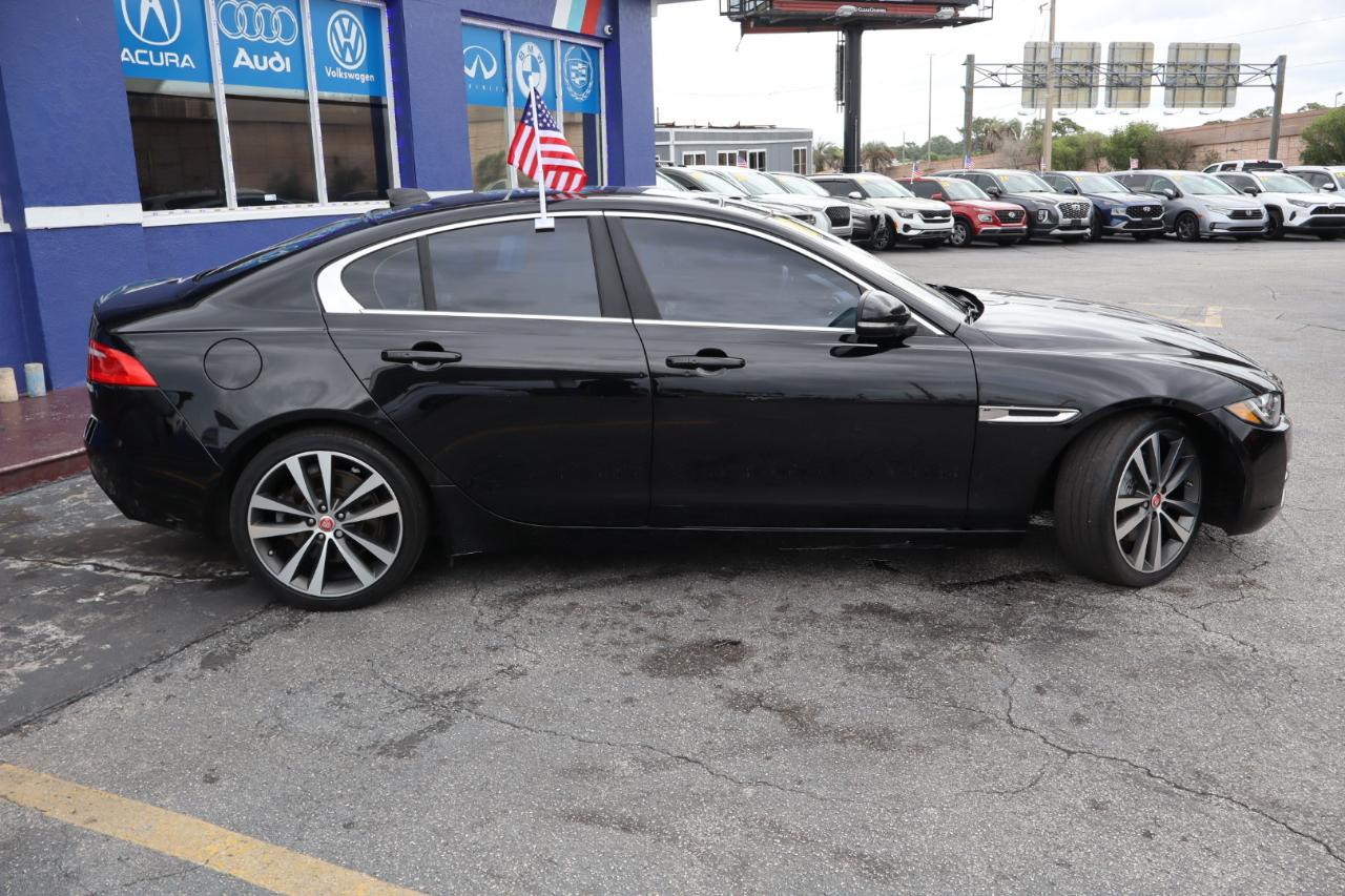 Jaguar XE 25t Prestige RWD 2018