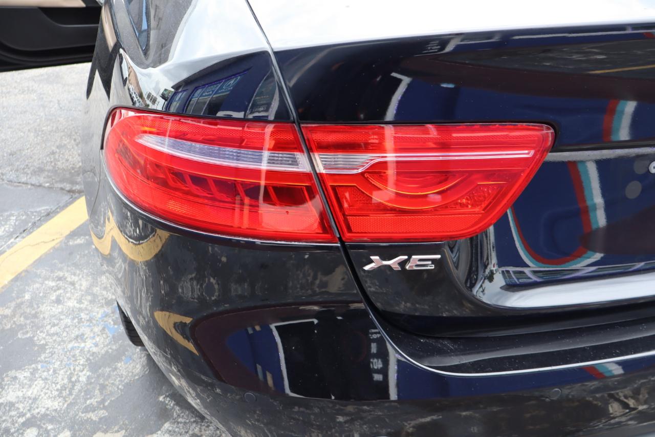 Jaguar XE 25t Prestige RWD 2018