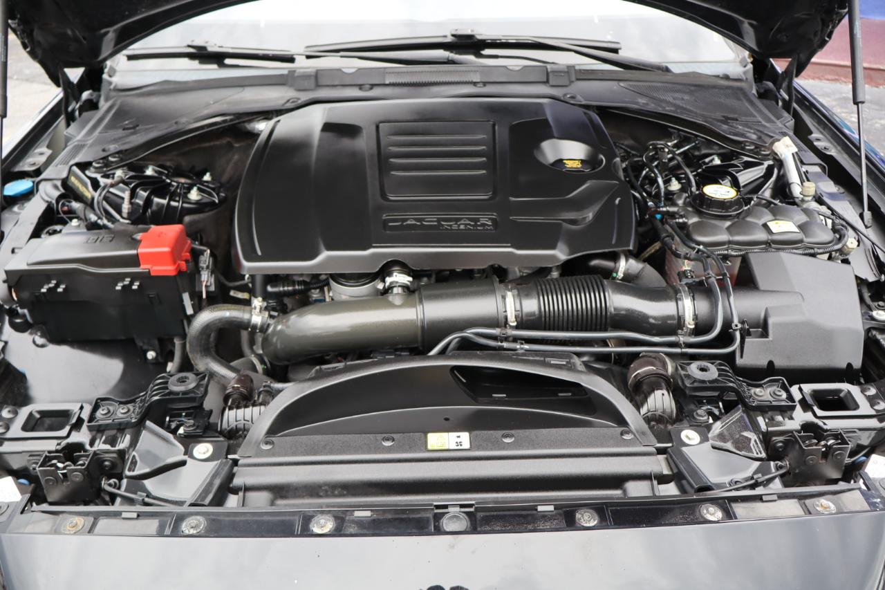 Jaguar XE 25t Prestige RWD 2018