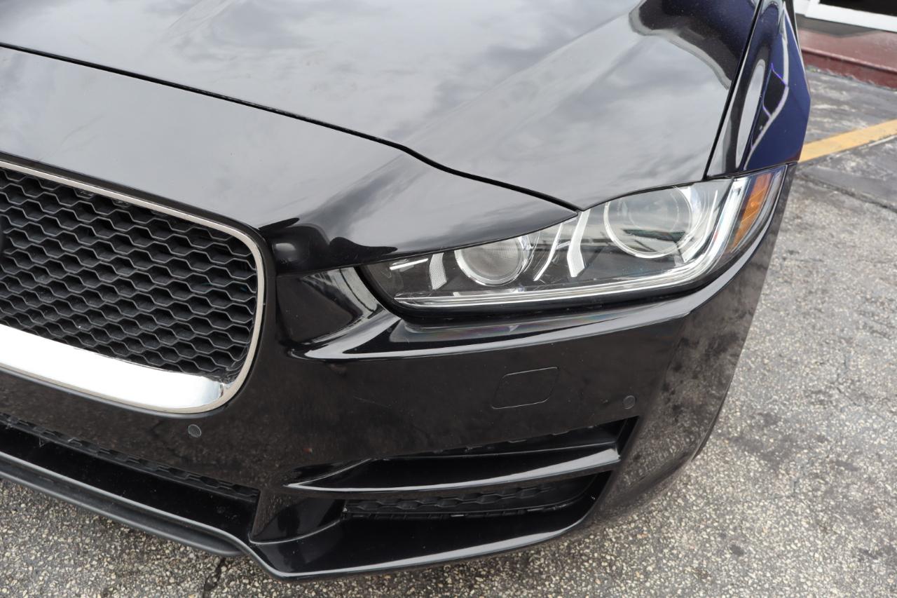 Jaguar XE 25t Prestige RWD 2018