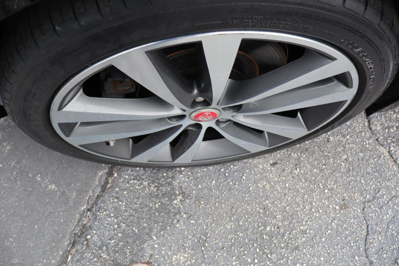 Jaguar XE 25t Prestige RWD 2018