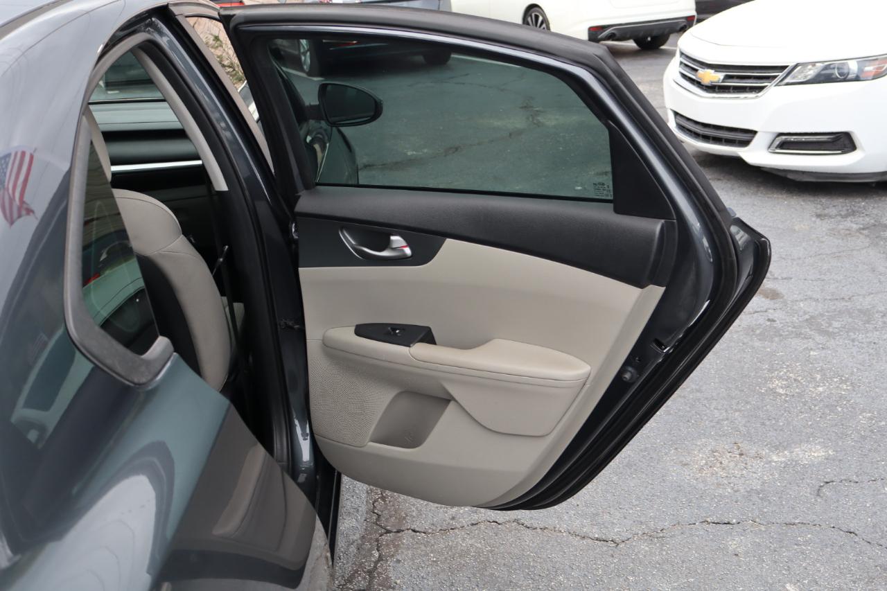 Kia Forte LXS IVT 2020