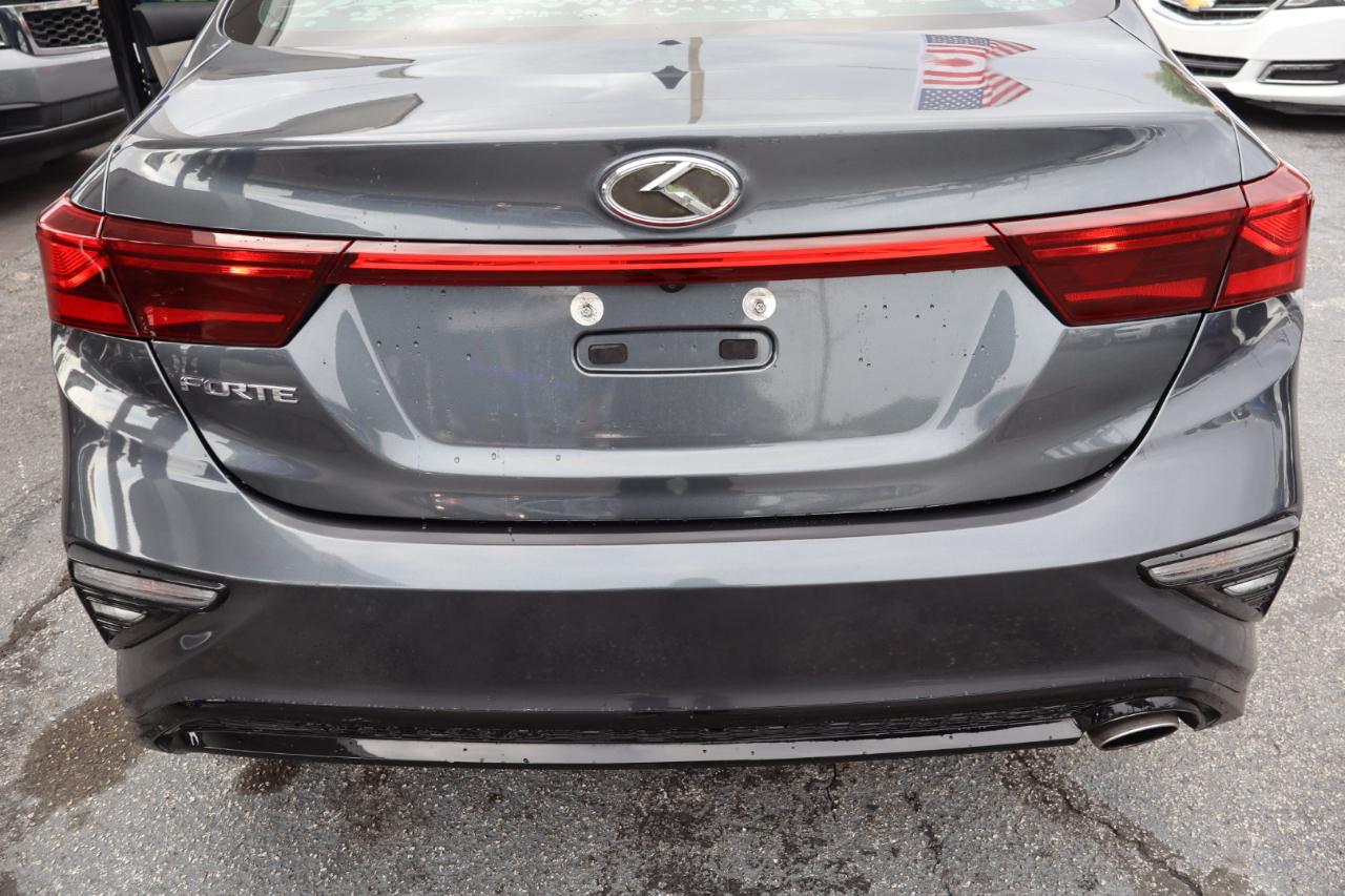 Kia Forte LXS IVT 2020